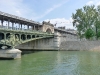Pont de Bir Hakeim et île aux cygnes